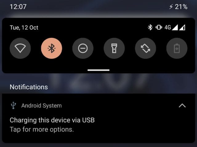 Vrstica stanja na android telefonu one plus 7 pro Vrstica stanja na android telefonu one plus 7 pro