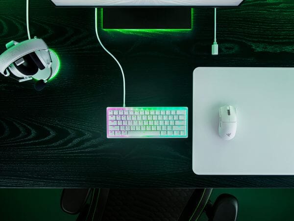 Razer Huntsman V3 Pro Mini, Bela, RGB, PBT, Analogna stikala Gen2, SLO g. - Image 7