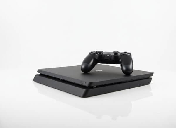 PS4 Slim Studio BG